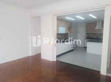 Apartamento · 87m² · 2 Quartos · 1 Vaga · 2 Quartos (1 Suíte) | Vaga | Reformado | Leblon | Portaria 24h