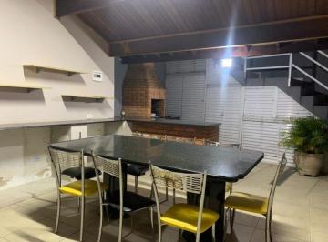 Casa · 273m² · 4 Quartos · 4 Vagas · Casa à venda - em Arujá Country Club