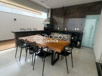 Casa · 180m² · 3 Quartos · 2 Vagas · Casa em condomínio para aluguel, 3 quartos, 3 suítes, 2 vagas, Gávea - Uberlândia/MG
