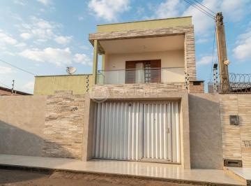 Casa · 225m² · 4 Quartos · 2 Vagas · Excelente oportunidade em Emaus – Parnamirim!