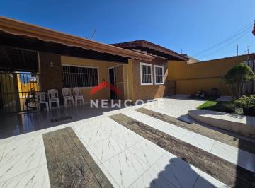 Casa · 136m² · 3 Quartos · 4 Vagas · Casa em Rua Doutor Aurelio Campos - Balneário São João Batista - Peruíbe/SP
