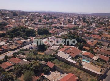 5lkz5li2owviyjjizdixnzyx_md · Lote no Setor Abreu, 588 m²