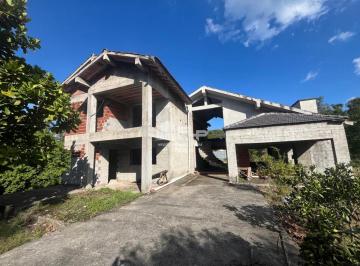 Casa · 800m² · 3 Vagas · ALTO PADRÃO COM POTENCIAL ÚNICO NA FELIZ