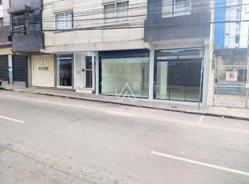 Casa · 102m² · EXCELENTE SALA / LOJA COMERCIAL EDIFÍCIO CARIBE - REFORMADA CENTRAL - 102 MTRS²