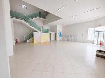 Comercial · 750m² · 10 Vagas · Excelente galpão e imóvel comercial para locação no bairro Vila Nova!