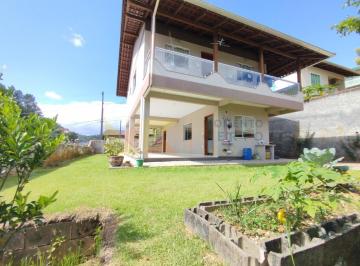 Casa · 185m² · 2 Quartos · 2 Vagas · Ótima casa a venda no bairro Itoupava Central em Blumenau