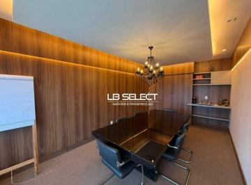 a008e1ae0aaf9241b0f992dcbbe2f981dc5aa164 · Casa comercial no Centro com seis salas.