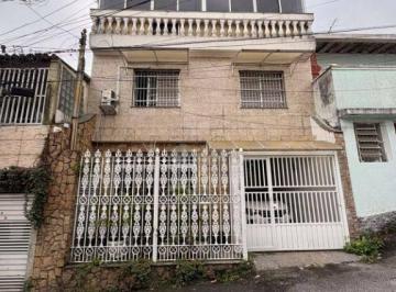 a2ad34e15b01f1e8b258c102cd0a0925086f0233 · Sobrado frontal com 3 quartos sendo 2 suítes, 3 vagas, terraço com área gourmet à venda, 250 m² por 