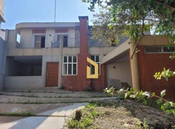 8ce2f116970960e8818d089fd35103c67ade4152 · Amplo sobrado à venda | 240m² | Excelente localização | 3 dormitórios | 240 m² |  Jardim Guapira - S