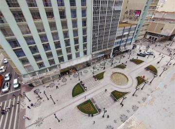 Comercial · 44m² · Salas à venda em Centro - PR
