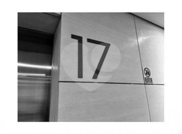 Comercial · 84m² · 3 Vagas · Salas à venda em Várzea de baixo - SP