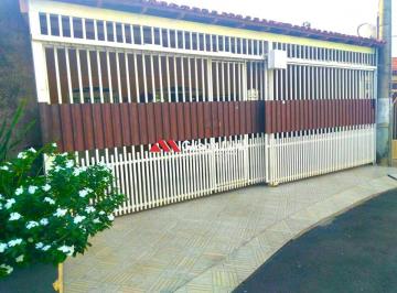 Casa de 3 quartos, Samambaia · QR 414 SAMAMBAIA NORTE - 3 Quartos - Na laje - Ótima localização - OPORTUNIDADE