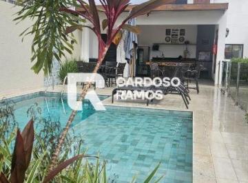 Casa · 145m² · 4 Quartos · 3 Vagas · CASA NA AV. PRISCILA DUTRA.