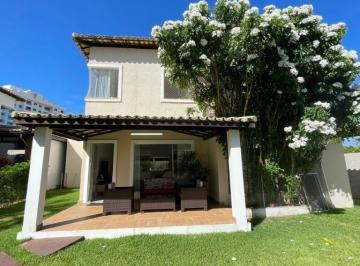 Casa · 160m² · 4 Quartos · 2 Vagas · Casa Padrão em Lauro de Freitas