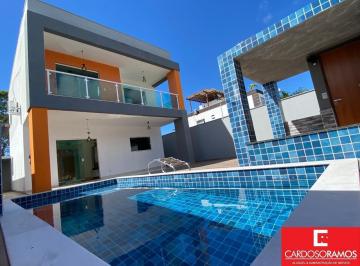 Casa · 150m² · 3 Quartos · 2 Vagas · Casa Padrão em Lauro de Freitas