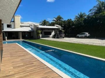 Casa · 1370m² · 3 Quartos · Casa Padrão em Lauro de Freitas