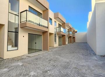 Casa · 120m² · 3 Quartos · 1 Vaga · Casa Padrão em Lauro de Freitas