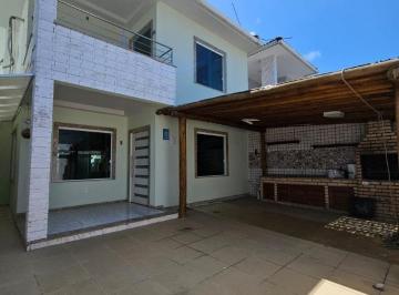 Casa · 140m² · 4 Quartos · Casa Sobrado em Lauro de Freitas