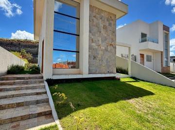 Casa · 16m² · 4 Quartos · Casa Padrão em CAMAÇARI