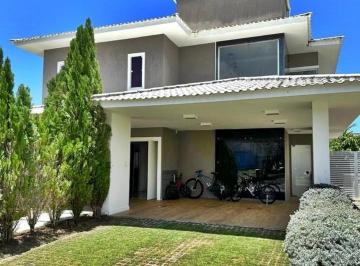 Casa · 300m² · 3 Quartos · 4 Vagas · Casa Padrão em CAMAÇARI