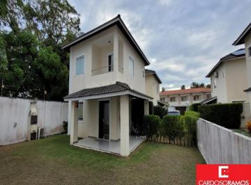 Casa · 27m² · 4 Quartos · 4 Vagas · Casa Padrão em Lauro de Freitas