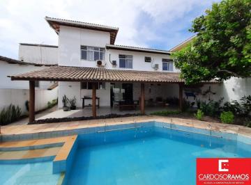 Casa · 317m² · 4 Quartos · 4 Vagas · Casa Padrão em Lauro de Freitas