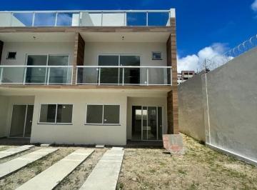 Casa · 135m² · 3 Quartos · 2 Vagas · Casa Padrão em Lauro de Freitas