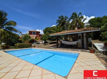 Casa · 248m² · 3 Quartos · 4 Vagas · Casa Padrão em CAMAÇARI