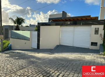 Casa · 198m² · 3 Quartos · Casa Padrão em Lauro de Freitas