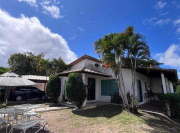 Casa · 156m² · 3 Quartos · Casa Padrão em Lauro de Freitas