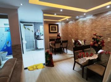 Casa · 180m² · 4 Quartos · Casa Padrão em Lauro de Freitas