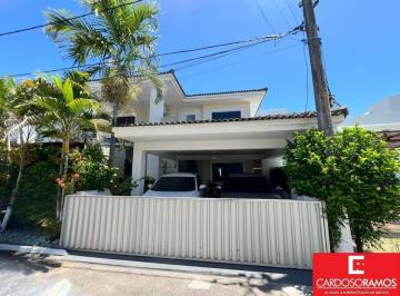 Casa · 32m² · 4 Quartos · 2 Vagas · Casa Padrão em Lauro de Freitas