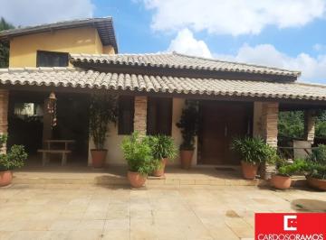 Casa · 45m² · 5 Quartos · Casa Padrão em Lauro de Freitas