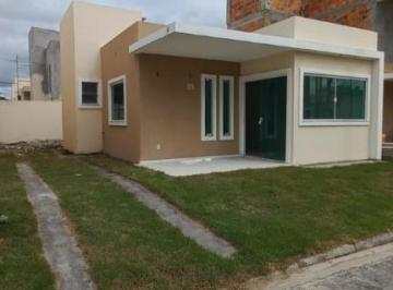 Casa · 69m² · 2 Quartos · Casa Padrão em CAMAÇARI