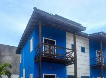 Casa · 8m² · 2 Quartos · 2 Vagas · Casa Padrão em CAMAÇARI