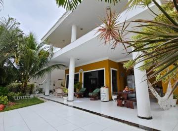 Casa · 29m² · 5 Quartos · 3 Vagas · Casa Padrão em Lauro de Freitas