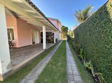 Casa · 250m² · 4 Quartos · 6 Vagas · GENERIC_TITLE