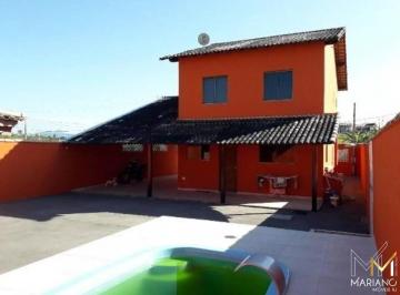 Casa · 252m² · 3 Quartos · 6 Vagas · VENDO MARAVILHOSA CASA COM PISCINA NA EXTENSÃO SERRAMAR EM RIO DAS OSTRAS