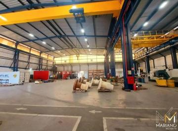 Comercial · 660m² · 10 Vagas · VENDO EXCELENTE GALPÃO COM 1715 MT NA GRANJA DOS CAVALEIROS EM MACAÉ