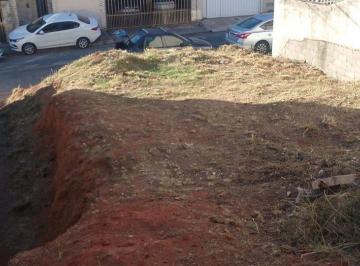 Terreno · 200m² · VENDO ÓTIMO LOTE COM 200 MT NO JARDIM VITÓRIA EM MACAÉ