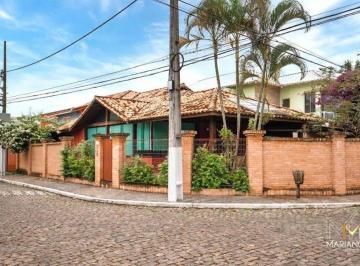 Casa · 207m² · 3 Quartos · 2 Vagas · VENDO CASA ESPETACULAR COM 3 DORMITÓRIOS NA ILHA DA CAIEIRA EM MACAÉ