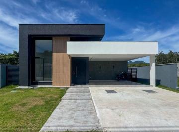 Casa · 214m² · 3 Quartos · 4 Vagas · VENDO MARAVILHOSA CASA COM 3 DORMITÓRIOS NO VIVERDE EM RIO DAS OSTRAS