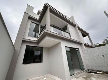 Casa · 150m² · 3 Quartos · 2 Vagas · VENDO MARAVILHOSA CASA COM 3 DORMITÓRIOS NO NOVO RIO DAS OSTRAS EM RIO DAS OSTRAS