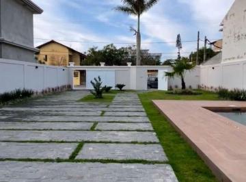 Casa · 237m² · 4 Quartos · 5 Vagas · VENDO MARAVILHOSA CASA COM 5 DORMITÓRIOS EM COSTA AZUL EM RIO DAS OSTRAS