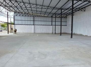 Comercial · 900m² · 4 Vagas · ALUGO ÓTIMO GALPÃO COM 900 MT NO MARILEIA EM RIO DAS OSTRAS