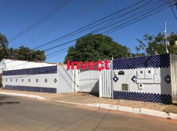 Foto 02 · Casa com 2 Pavimentos, 6 Quartos, Lote de 1.000m², Dentro de Condomínio Vazado Para a Via Estrutural