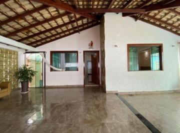 Foto 01 · Casa Excelente com 3 Quartos, Lazer Completo, Toda no Porcelanato, Dentro de Condomínio, Ótima Local