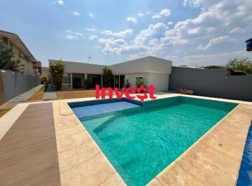 Foto 01 · Casa Moderna, Dentro de Condomínio, 4 Quartos, Lazer Completo, Lote de 825m² na Rua 10 em Vicente Pi