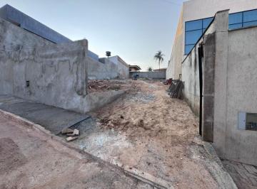 Foto 01 · Lote de 410m² Dentro de Condomínio na Rua 01 da Colônia Agrícola Samambaia .