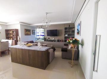 Apartamento de 3 quartos, Florianópolis · Belíssimo apartamento 3 dorm. 3 suítes.